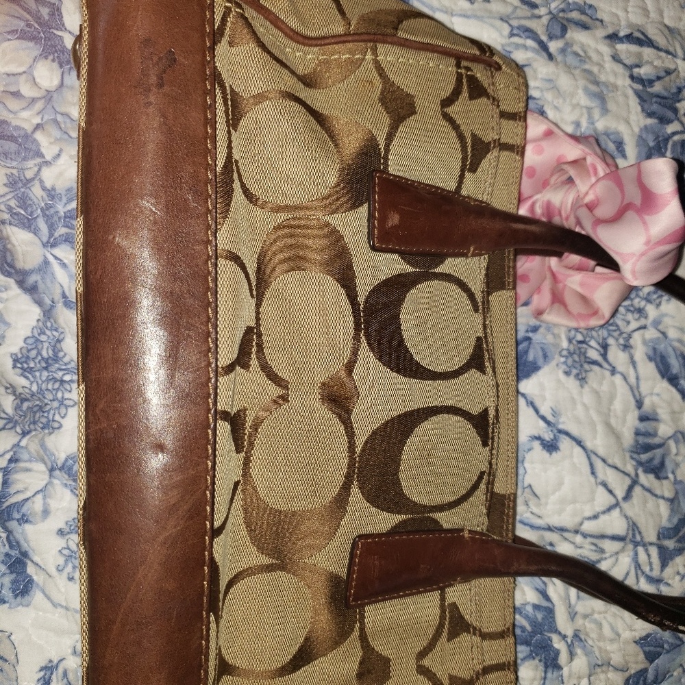 Purse - Picture 2 of 4